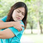 Dealing with Shoulder Pain – Causes and Relief