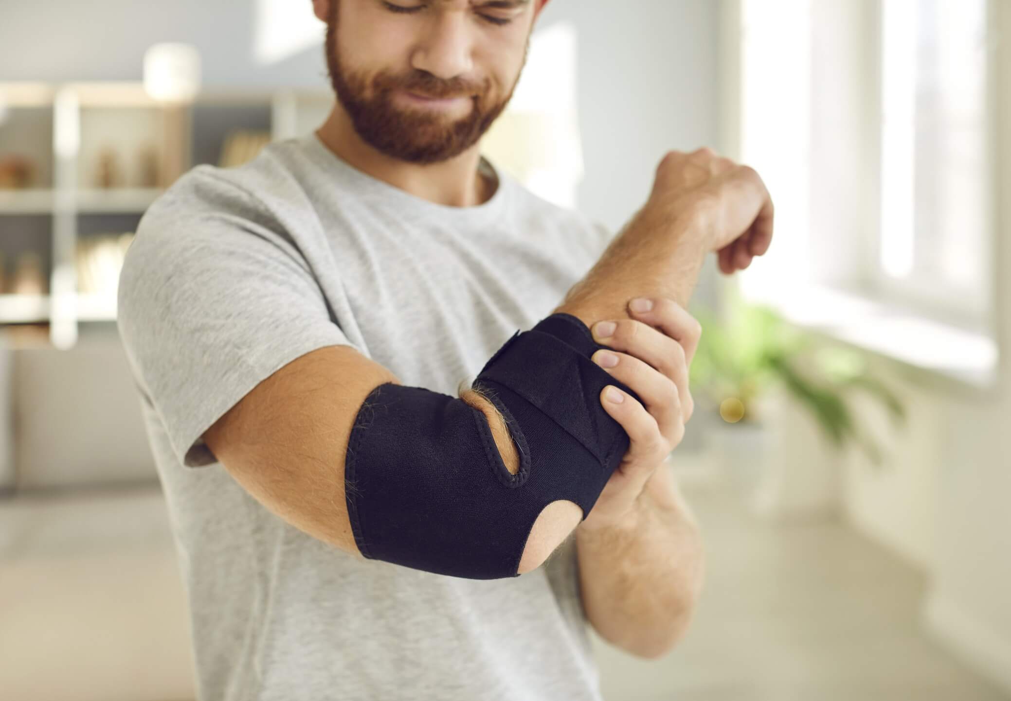 Which Support Helps with Elbow Pain?