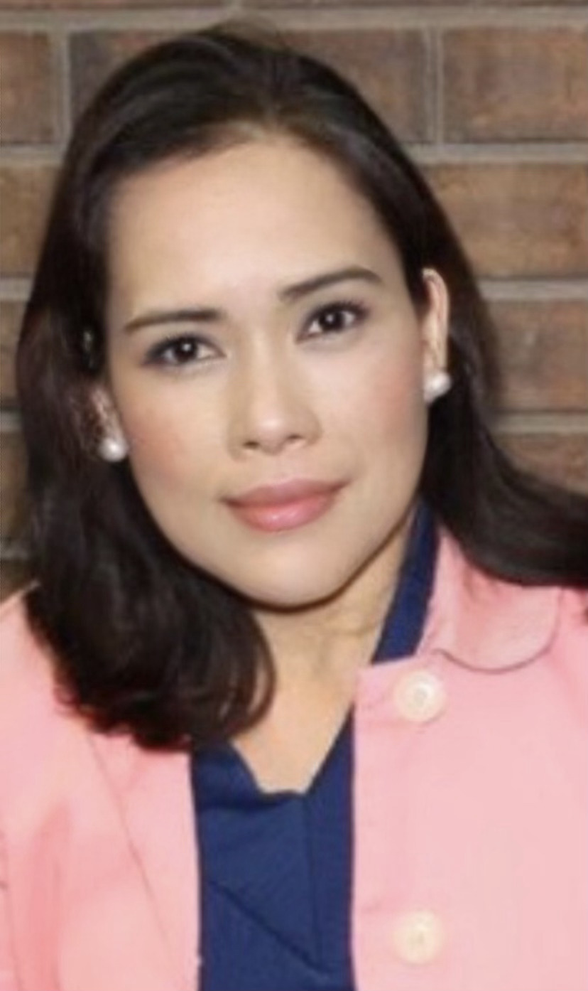 Elizabeth Moring Elizabeth Moring